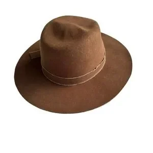 Olive & Pique | Accessories | Olive Pique Brand New Kaia  display picture 1